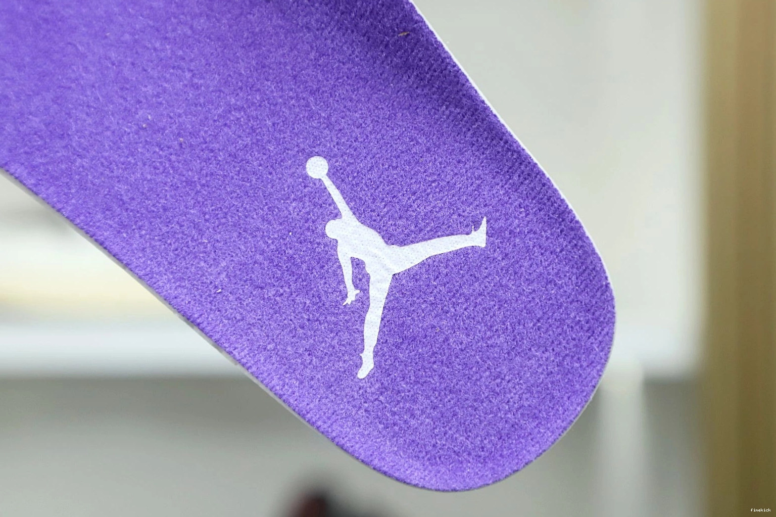 4 PURPLE AIR METALLIC JORDAN 0112
